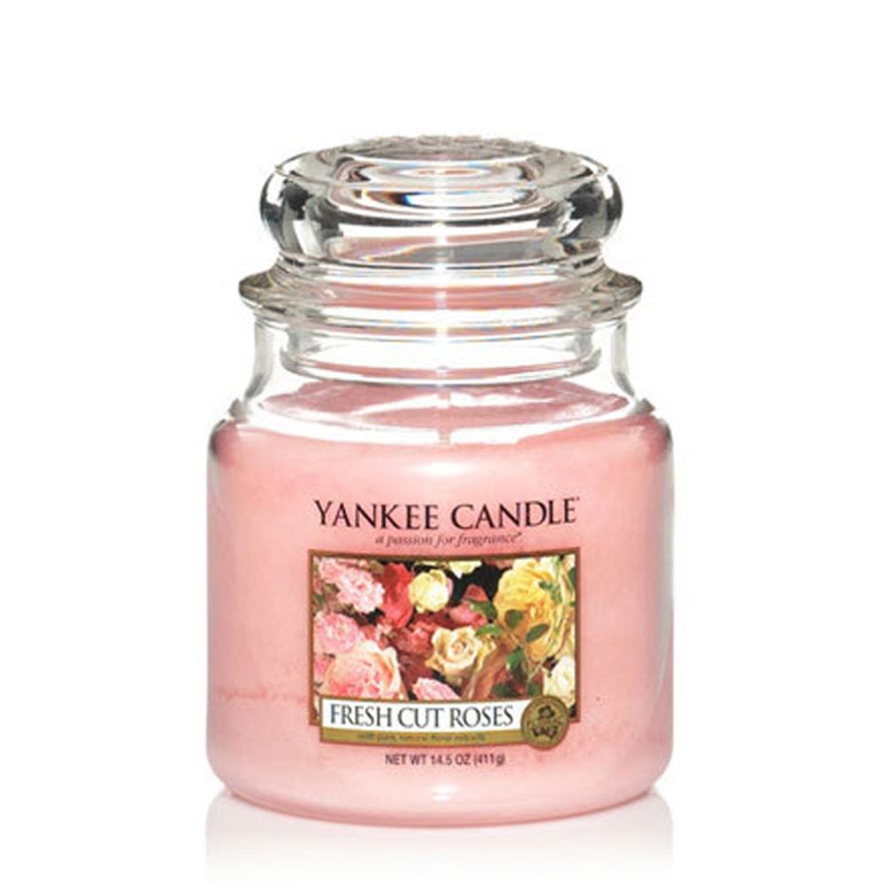 Yankee Candle Fresh Cut Roses Medium Jar £17.49